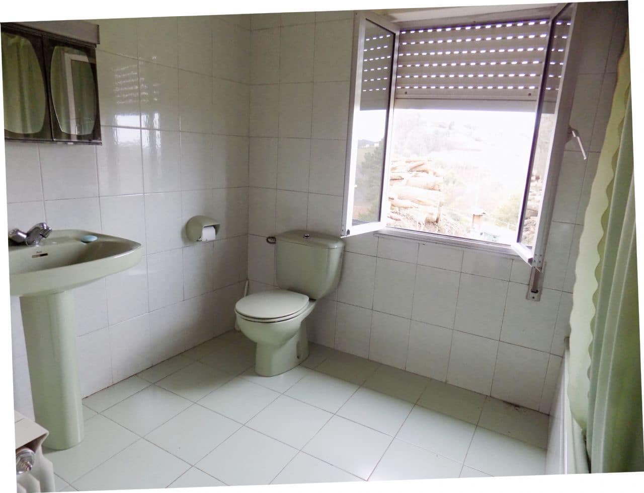 4 soveværelse Byhus til salg i Salas med garage - € 60.000 (Ref: 6128429)