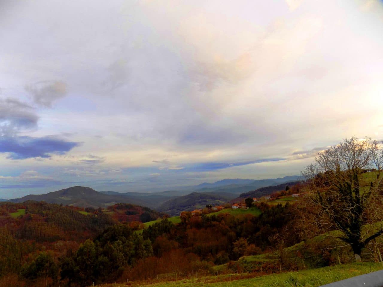 4 soveværelse Byhus til salg i Salas med garage - € 60.000 (Ref: 6128429)