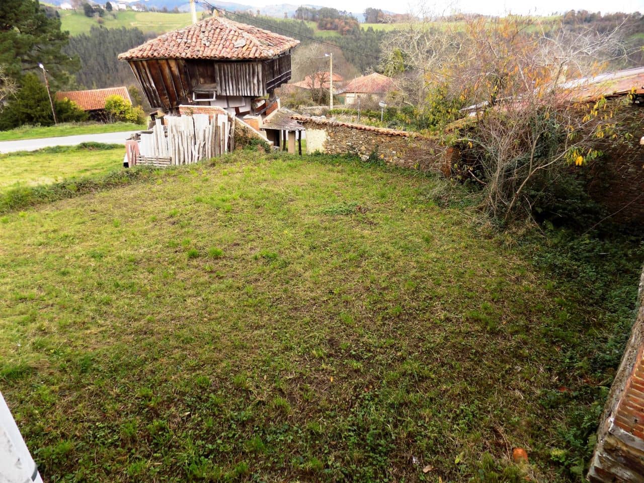 4 soveværelse Byhus til salg i Salas med garage - € 60.000 (Ref: 6128429)