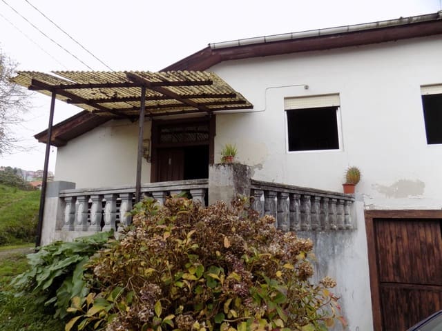 4 camera da letto Casa in vendita in Salas con garage - 60.000 € (Rif: 6128429)