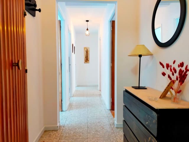 4 camera da letto Appartamento in vendita in Pravia con garage - 125.000 € (Rif: 6318602)