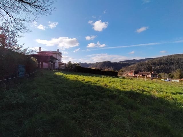 Undeveloped Land for sale in Pravia - € 100,000 (Ref: 6322780)