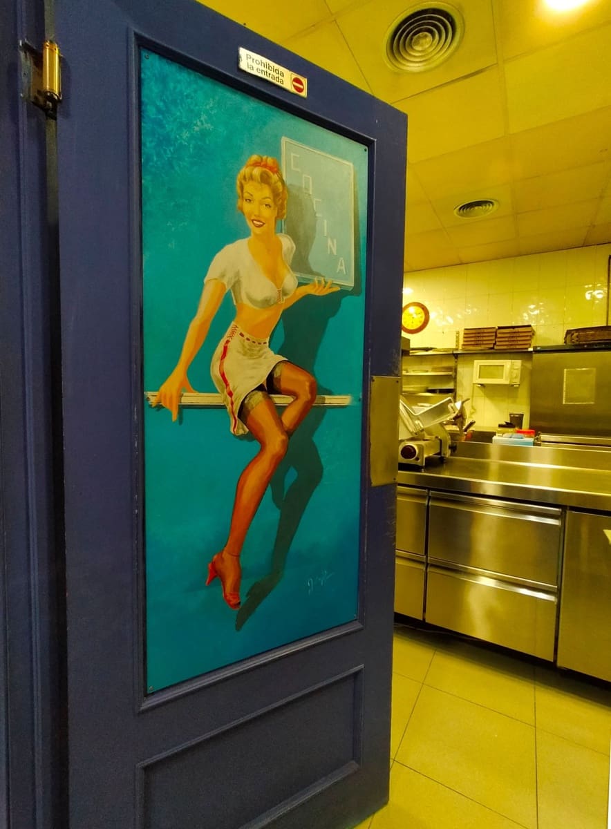 Erhverv til salg i Pravia - € 350.000 (Ref: 6480288)