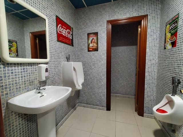 Erhverv til salg i Pravia - € 350.000 (Ref: 6480288)