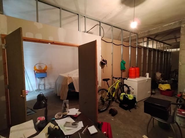 Erhverv til salg i Pravia - € 80.000 (Ref: 6724371)