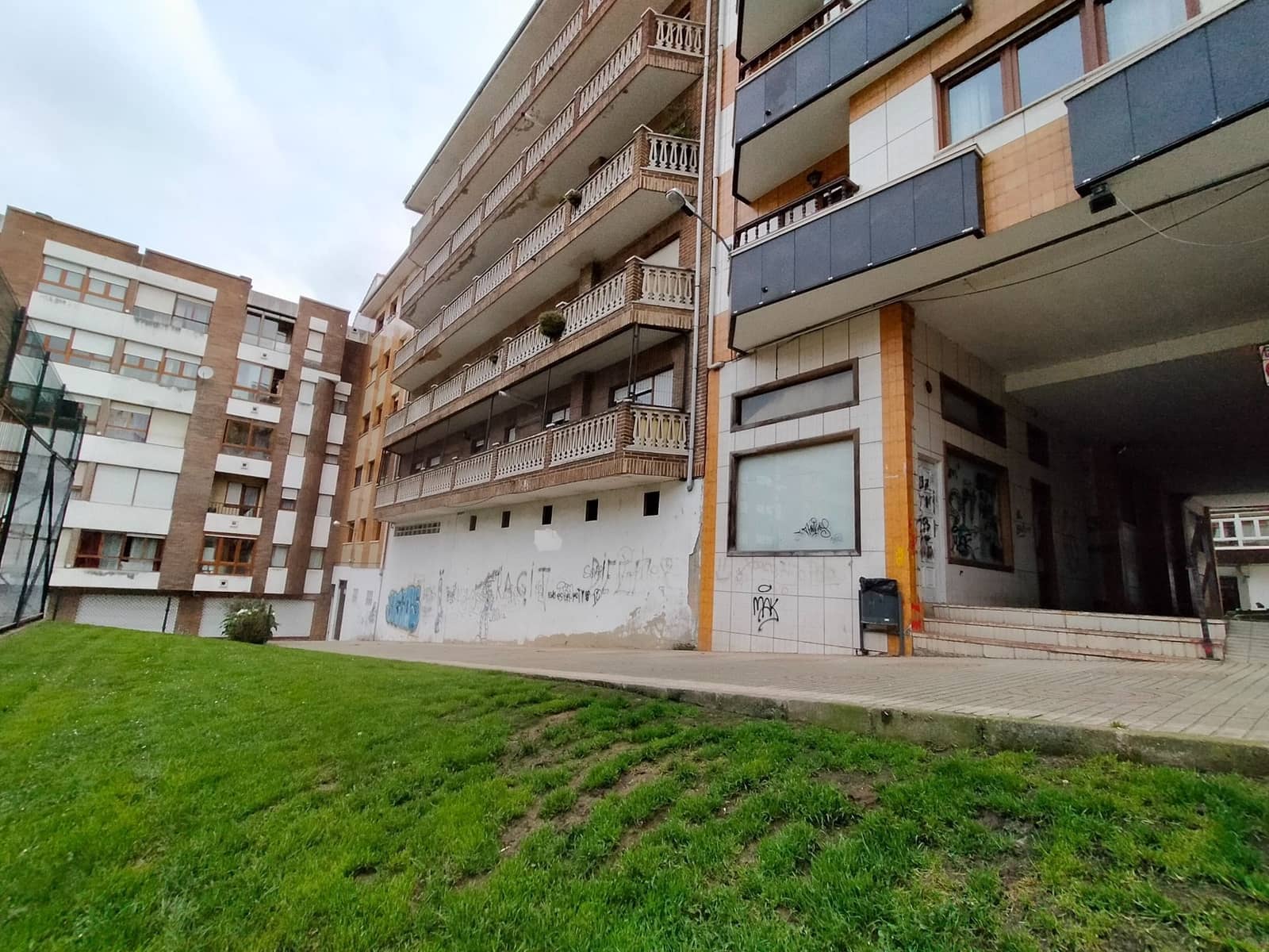 Erhverv til salg i Pravia - € 80.000 (Ref: 6724371)