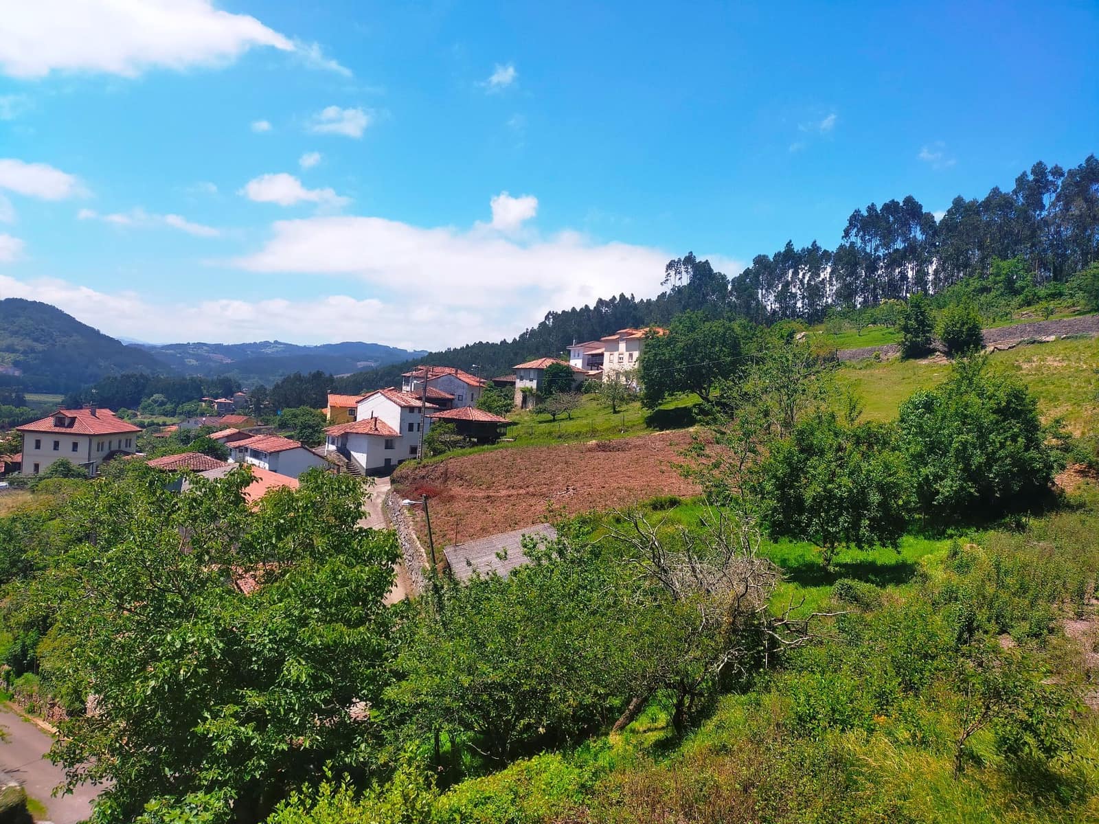 Grunde uden byggetilladelser til salg i Pravia - € 25.000 (Ref: 6953118)