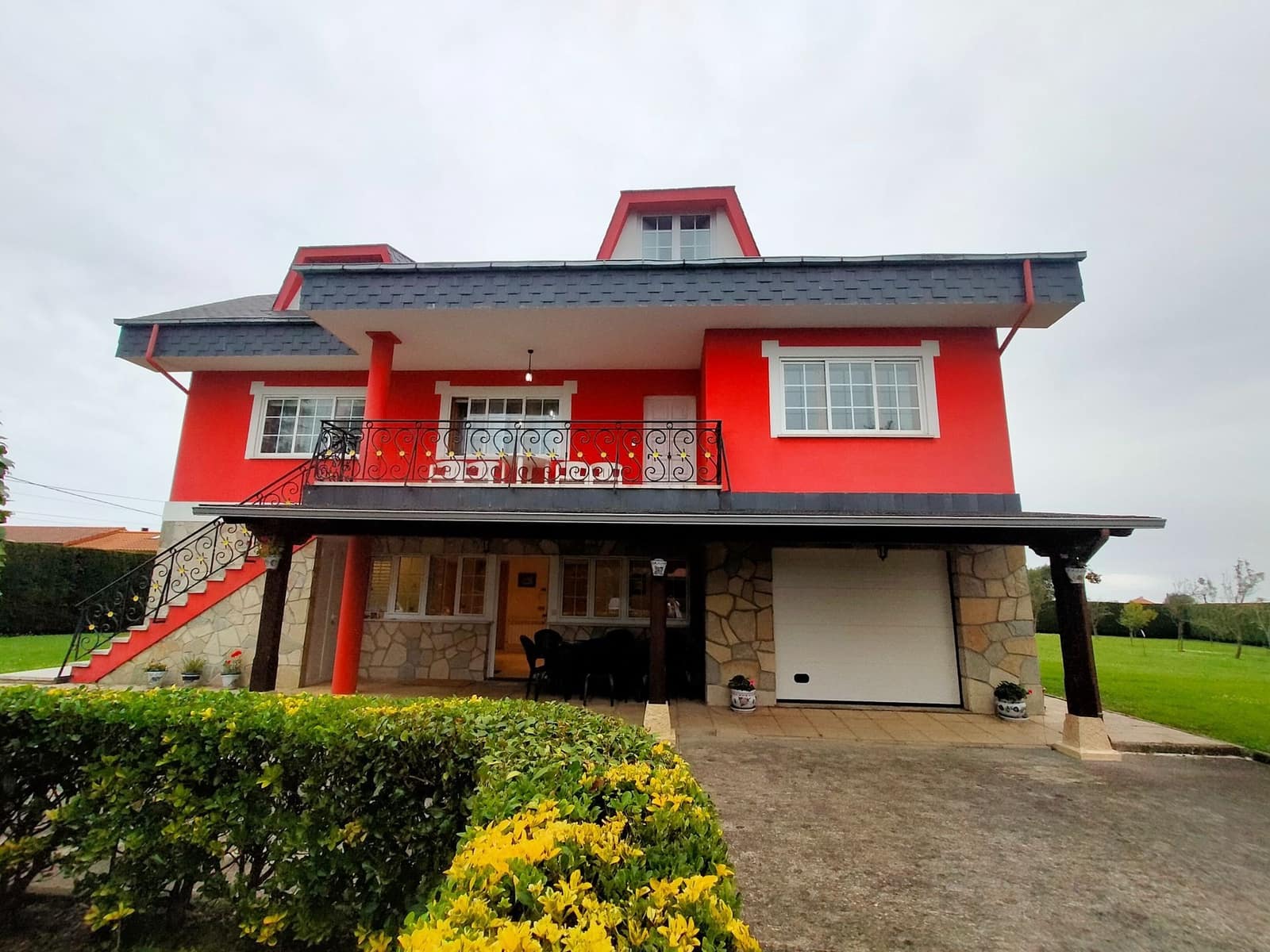 7 soveværelse Villa til salg i Muros de Nalon - € 830.000 (Ref: 7066271)