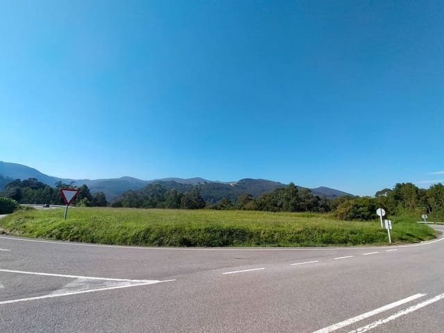 Mark till salu i Cudillero - 100 000 € (Ref: 7066272)