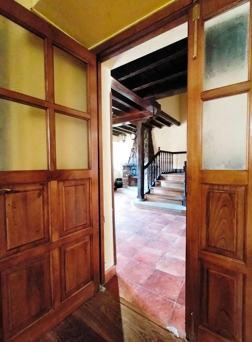 8 soveværelse Villa til salg i Pravia - € 390.000 (Ref: 7333117)