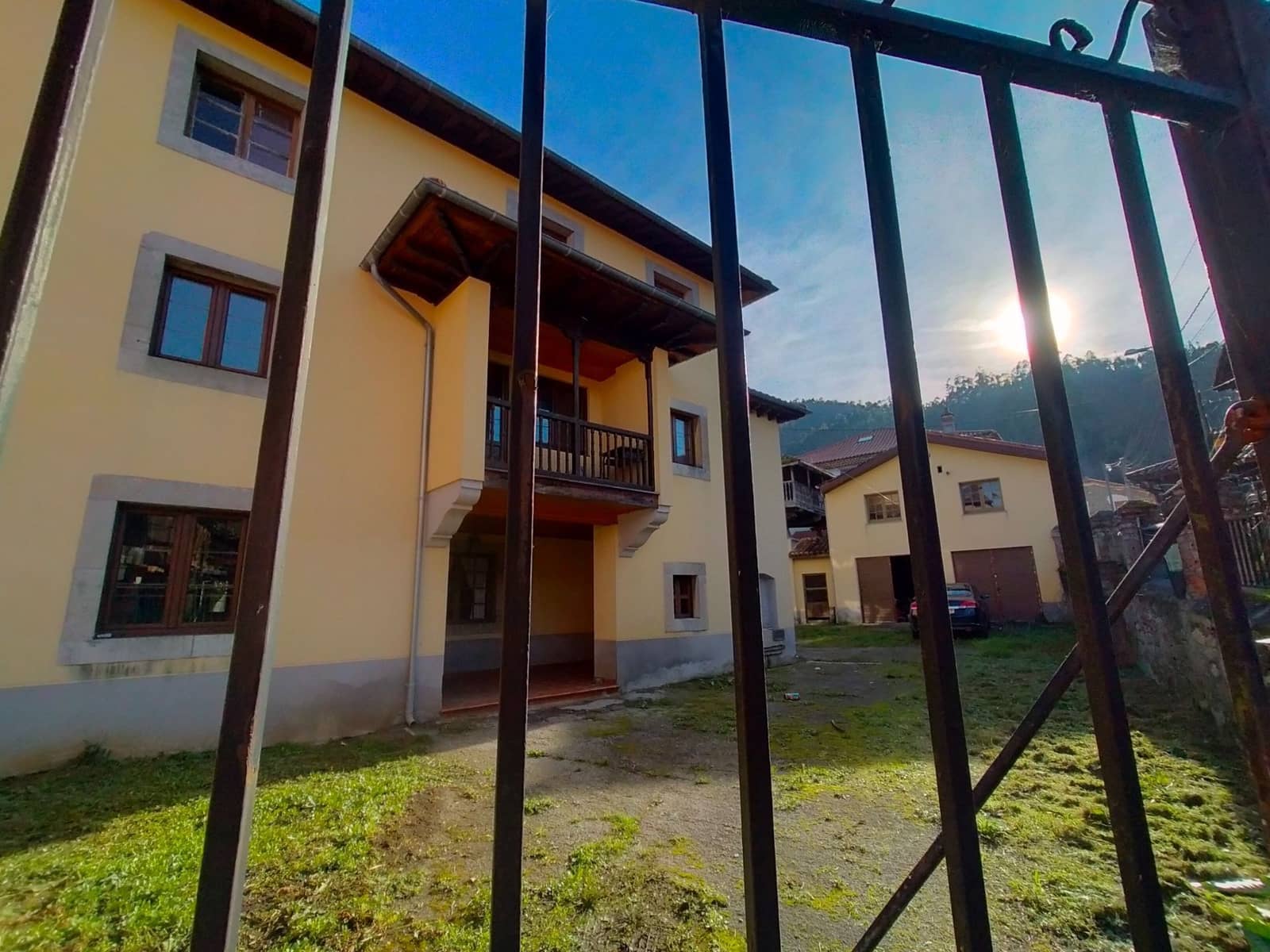 8 soveværelse Villa til salg i Pravia - € 390.000 (Ref: 7333117)