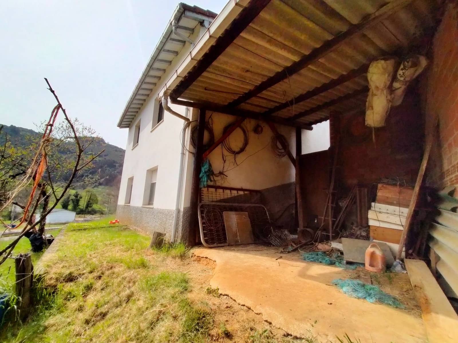 Grunde uden byggetilladelser til salg i Candamo - € 90.000 (Ref: 7519233)