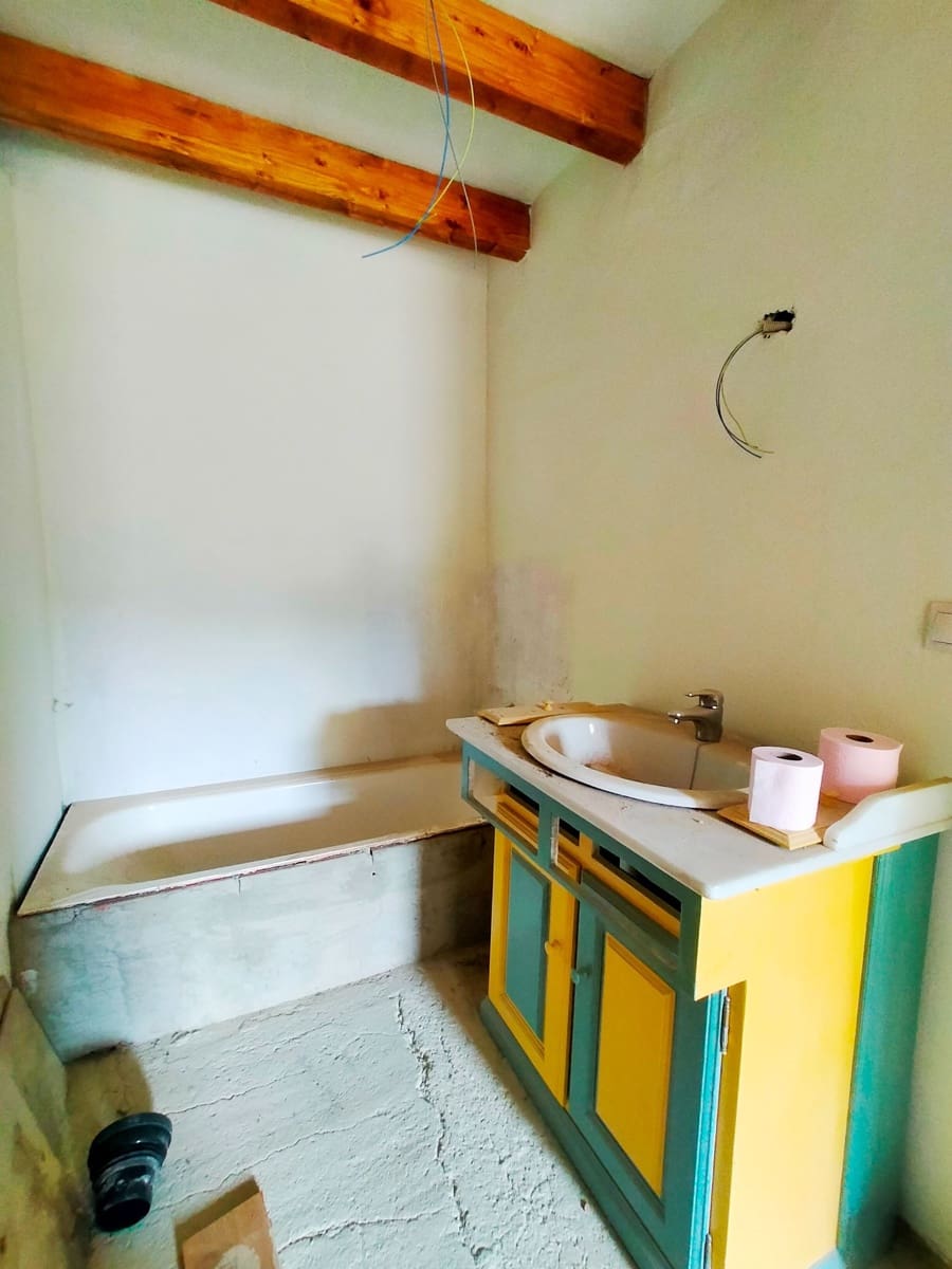 10 soverom Hus til salgs i Pravia med garasje - € 410 000 (Ref: 7642608)