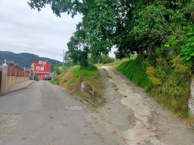 Undeveloped Land for sale in Pravia - € 60,000 (Ref: 7704233)