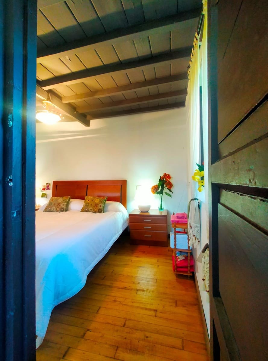 3 soverom Hus til salgs i Salas med garasje - € 220 000 (Ref: 7885577)