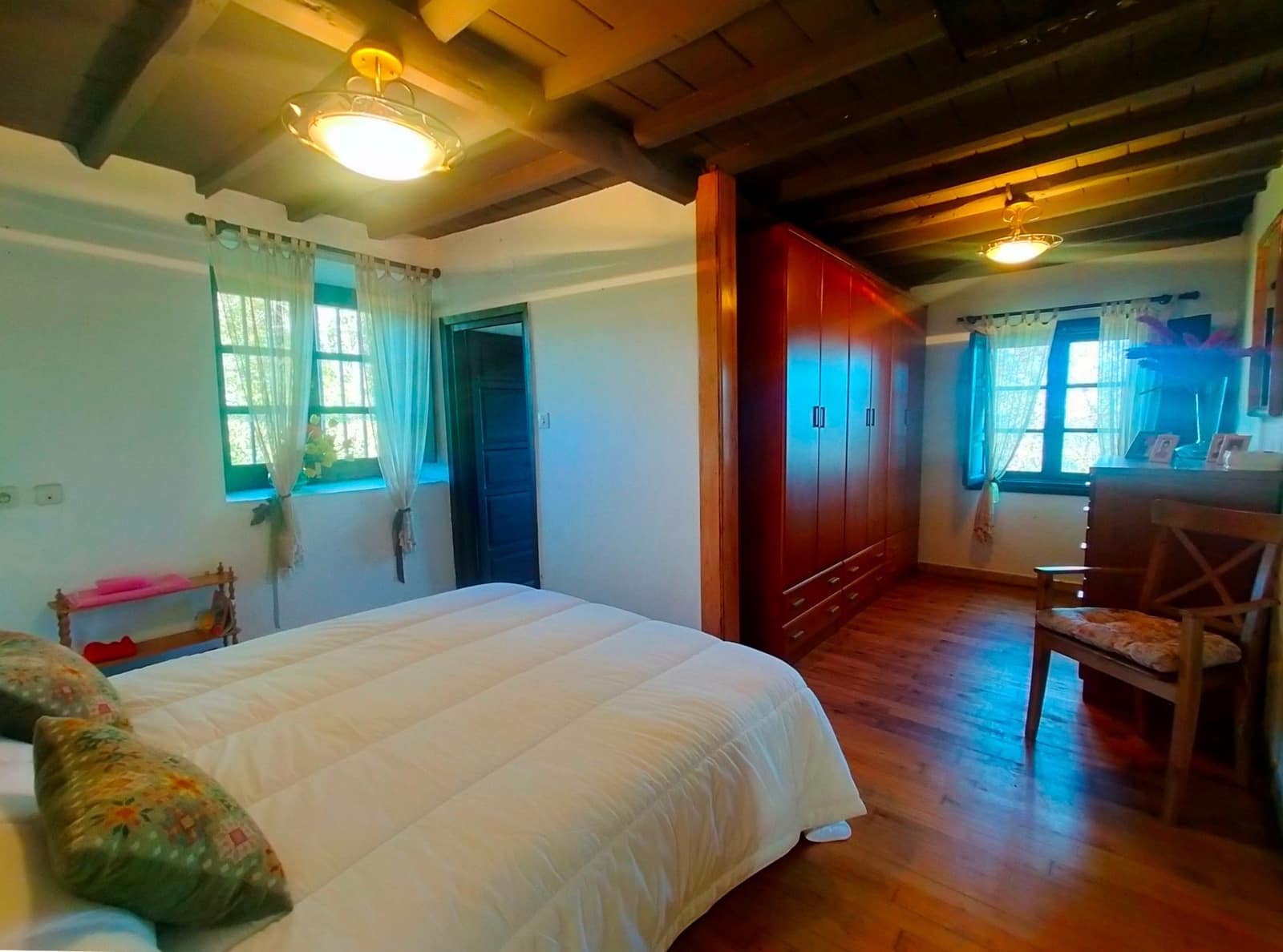 3 soverom Hus til salgs i Salas med garasje - € 220 000 (Ref: 7885577)