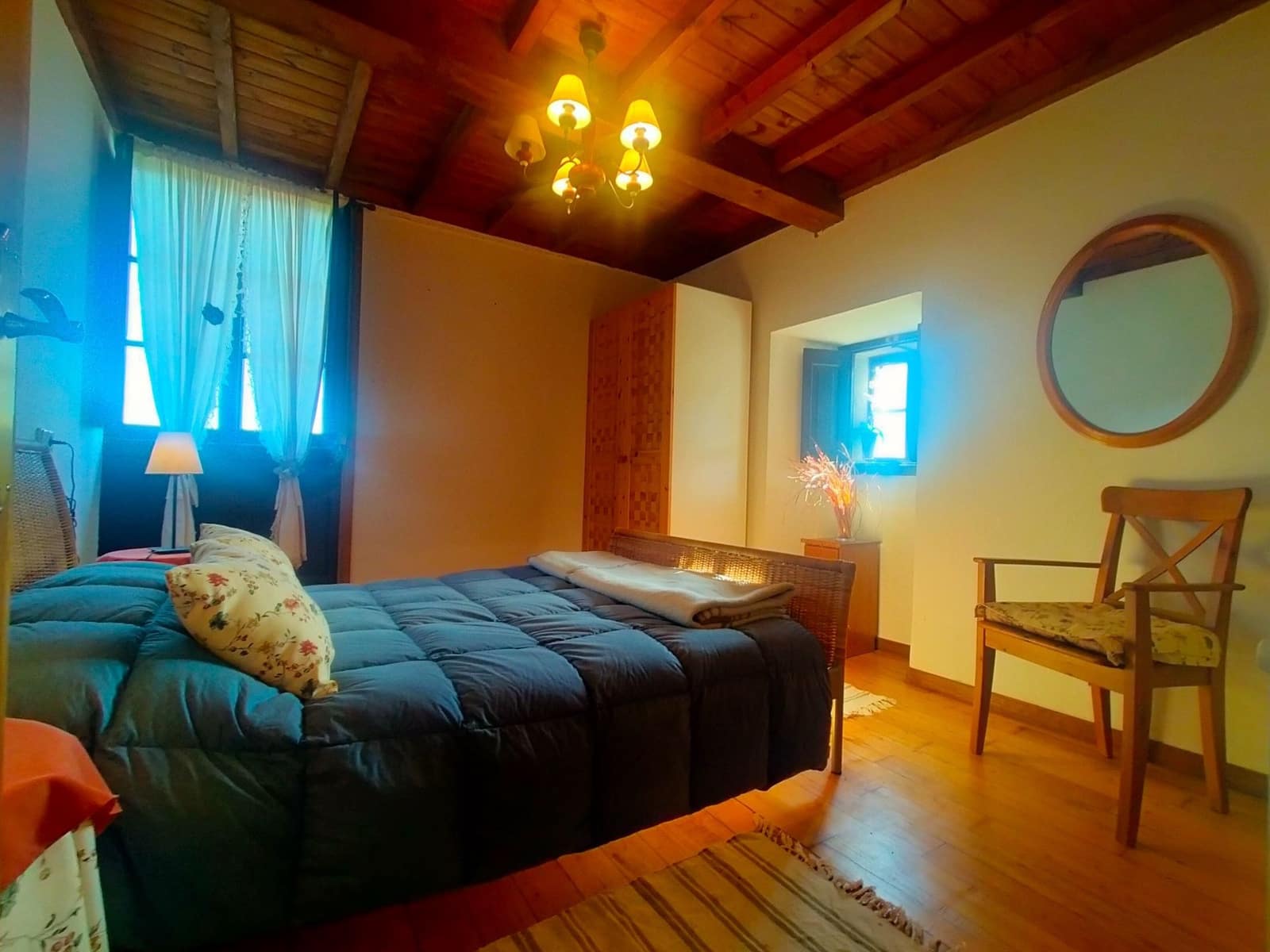 3 soverom Hus til salgs i Salas med garasje - € 220 000 (Ref: 7885577)