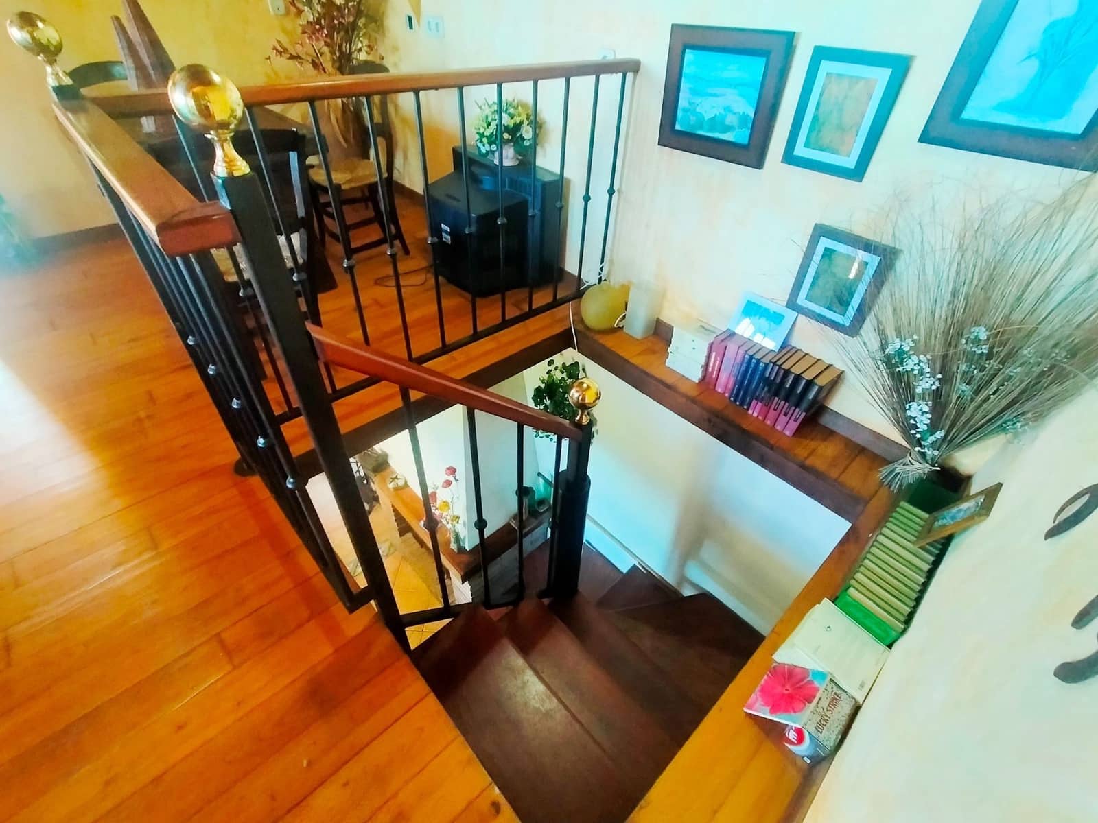 3 soverom Hus til salgs i Salas med garasje - € 220 000 (Ref: 7885577)