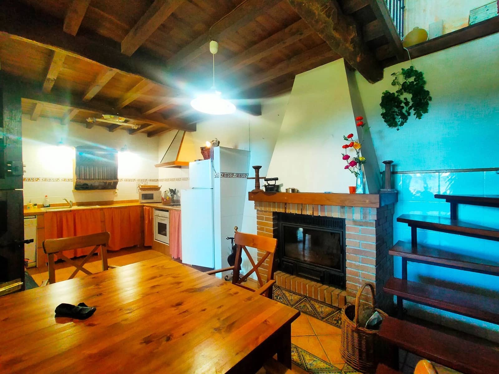 3 soverom Hus til salgs i Salas med garasje - € 220 000 (Ref: 7885577)