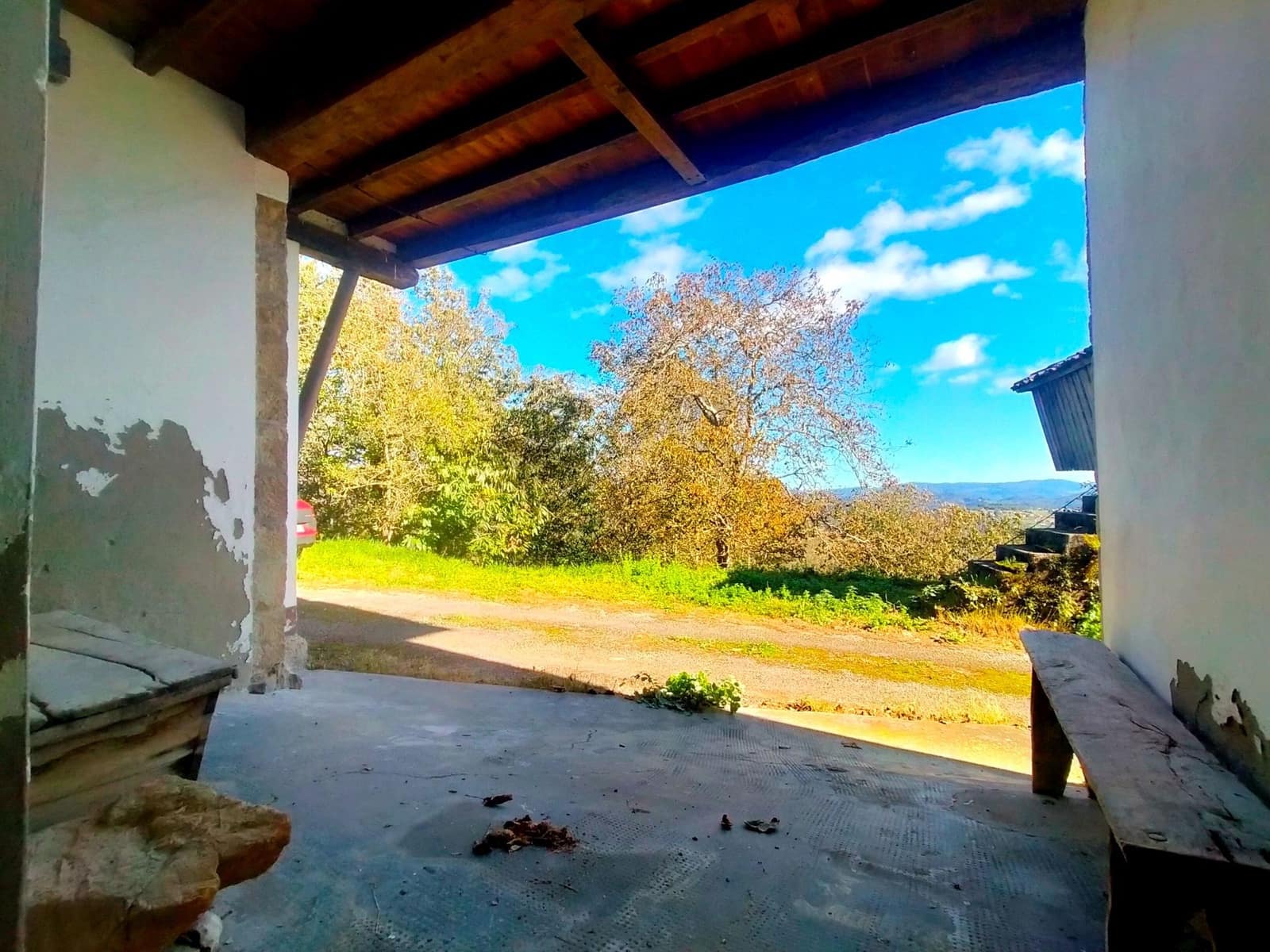 3 soverom Hus til salgs i Salas med garasje - € 220 000 (Ref: 7885577)