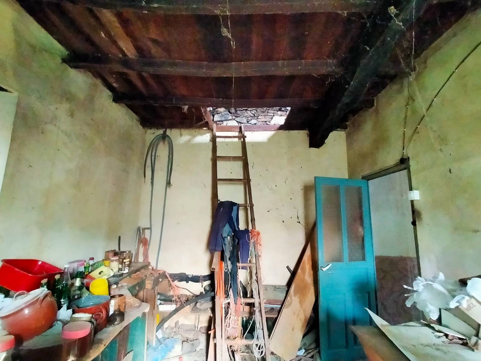 5 soveværelse Byhus til salg i Cudillero - € 125.000 (Ref: 8095913)