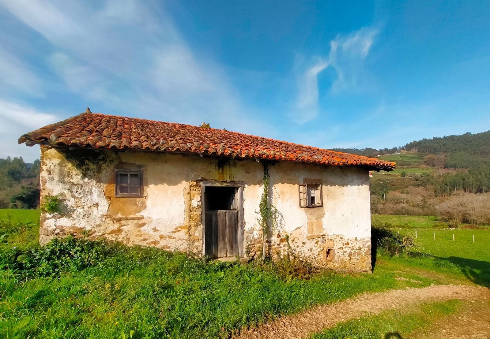 5 soveværelse Byhus til salg i Cudillero - € 125.000 (Ref: 8095913)