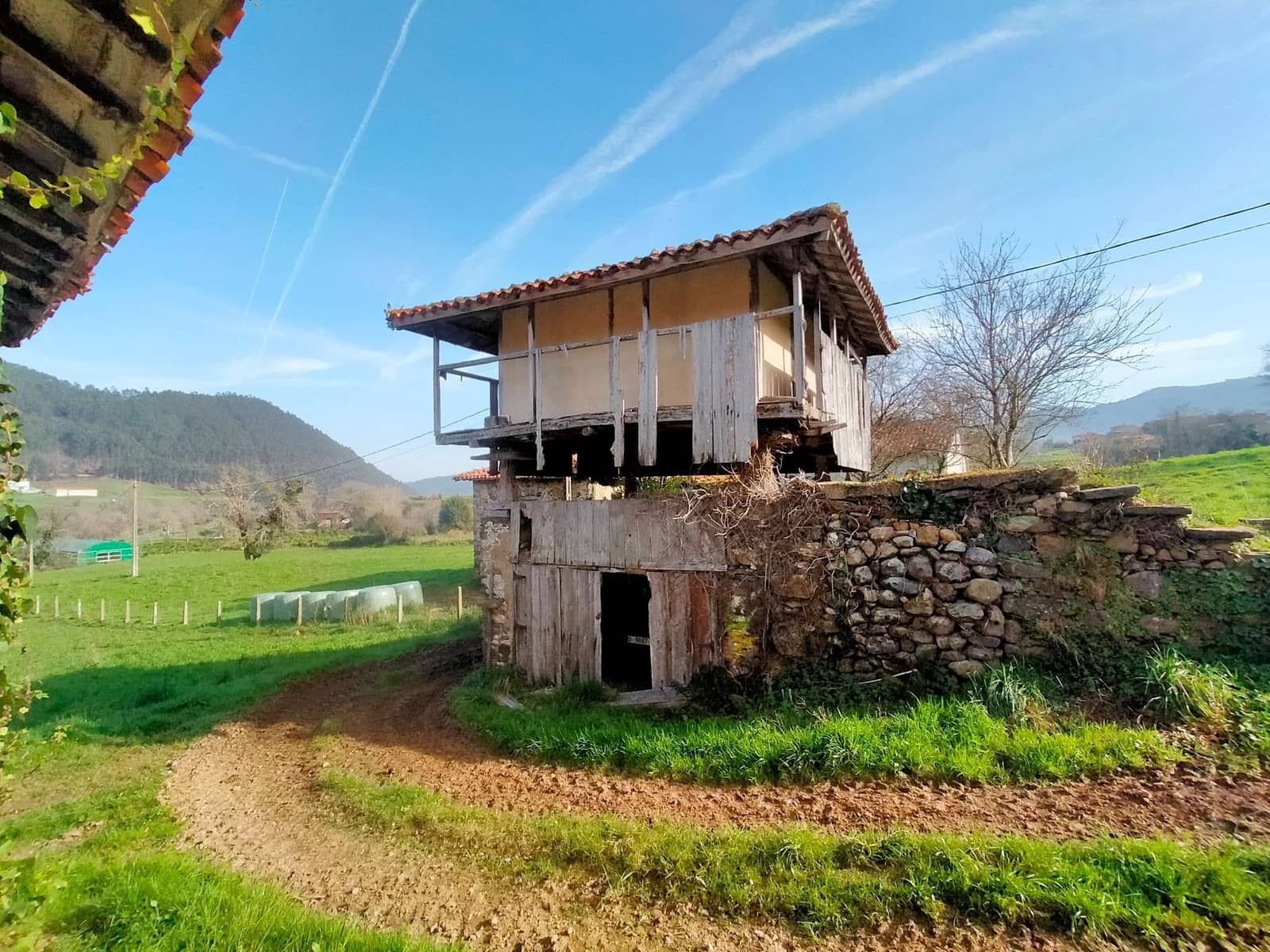 5 soveværelse Byhus til salg i Cudillero - € 125.000 (Ref: 8095913)