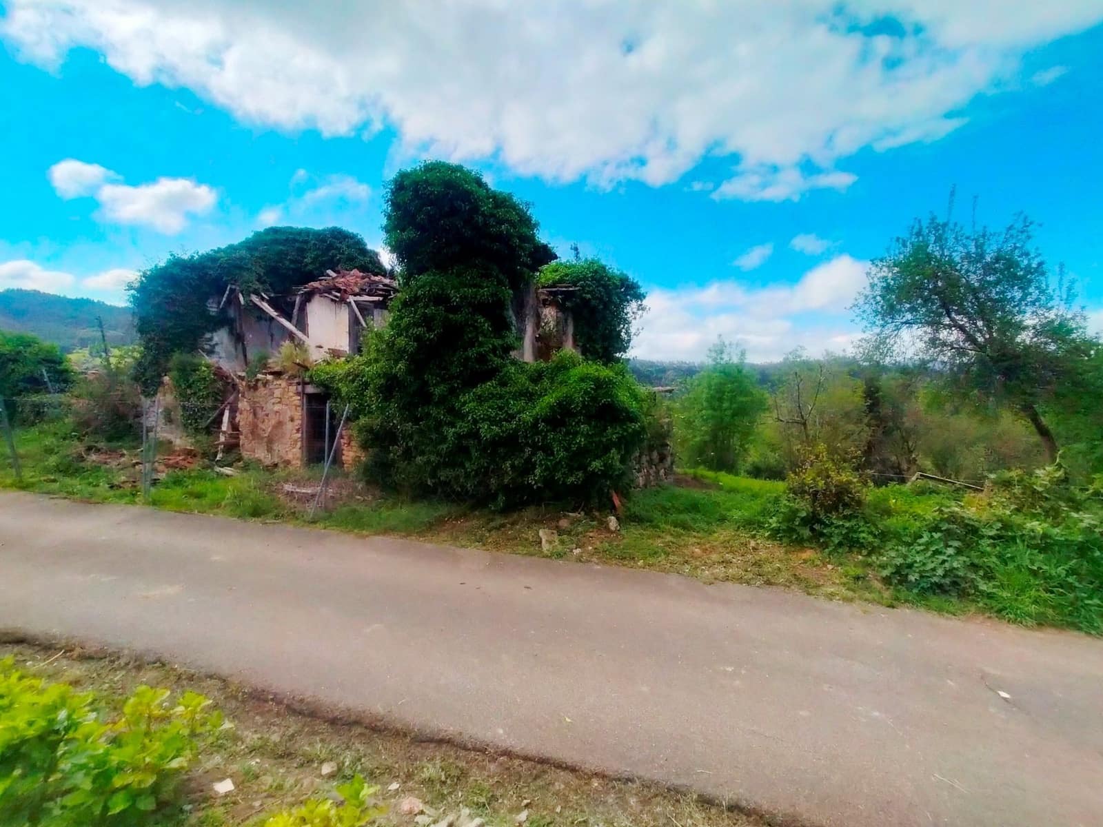 Ubebygd land til salgs i Candamo - € 68 000 (Ref: 8245312)