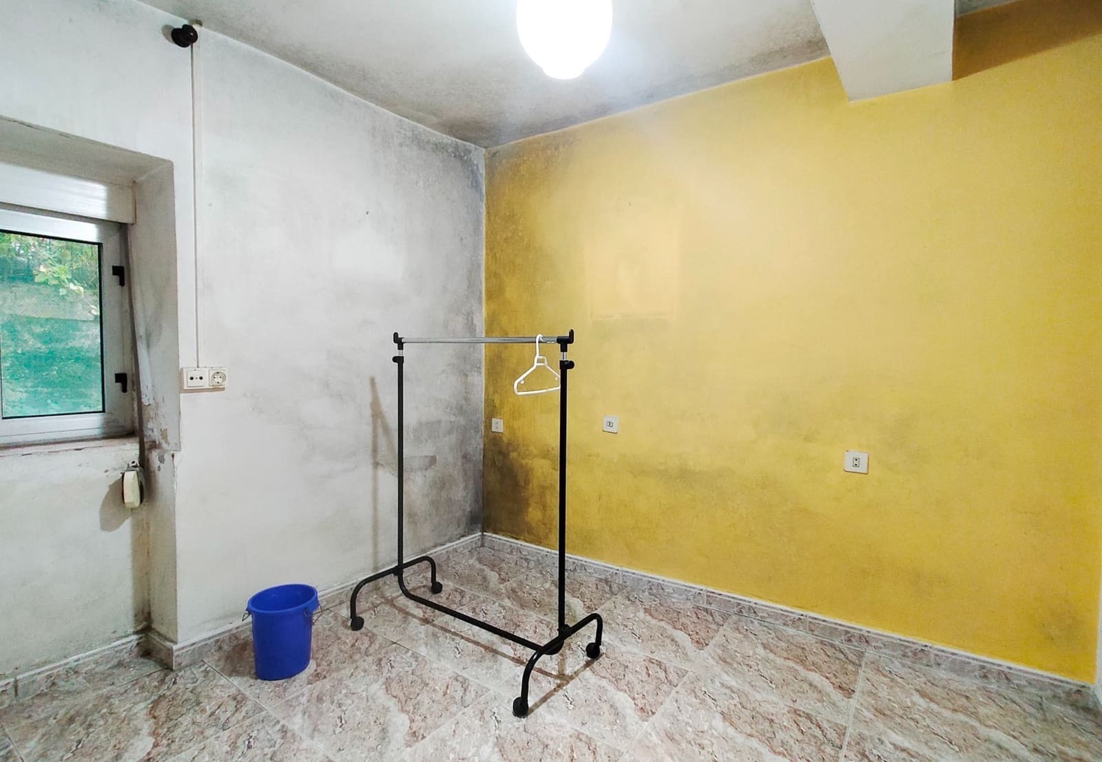 3 soveværelse Byhus til salg i Pravia med garage - € 80.000 (Ref: 8358382)