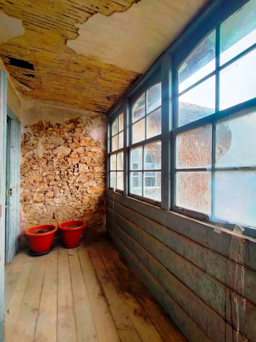 5 slaapkamer Finca/Landhuis te koop in Pravia met garage - € 135.000 (Ref: 8480603)