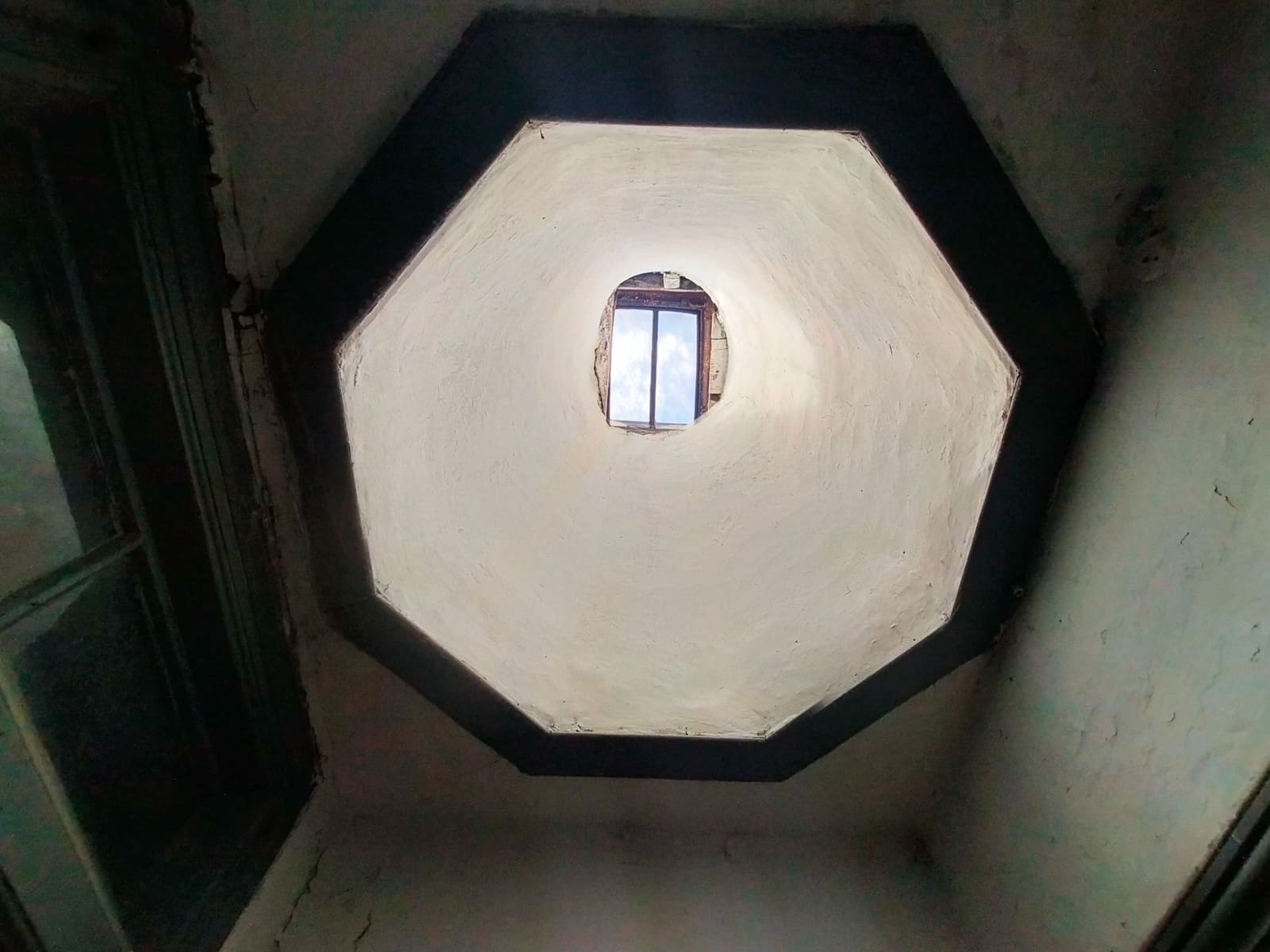 5 slaapkamer Finca/Landhuis te koop in Pravia met garage - € 135.000 (Ref: 8480603)