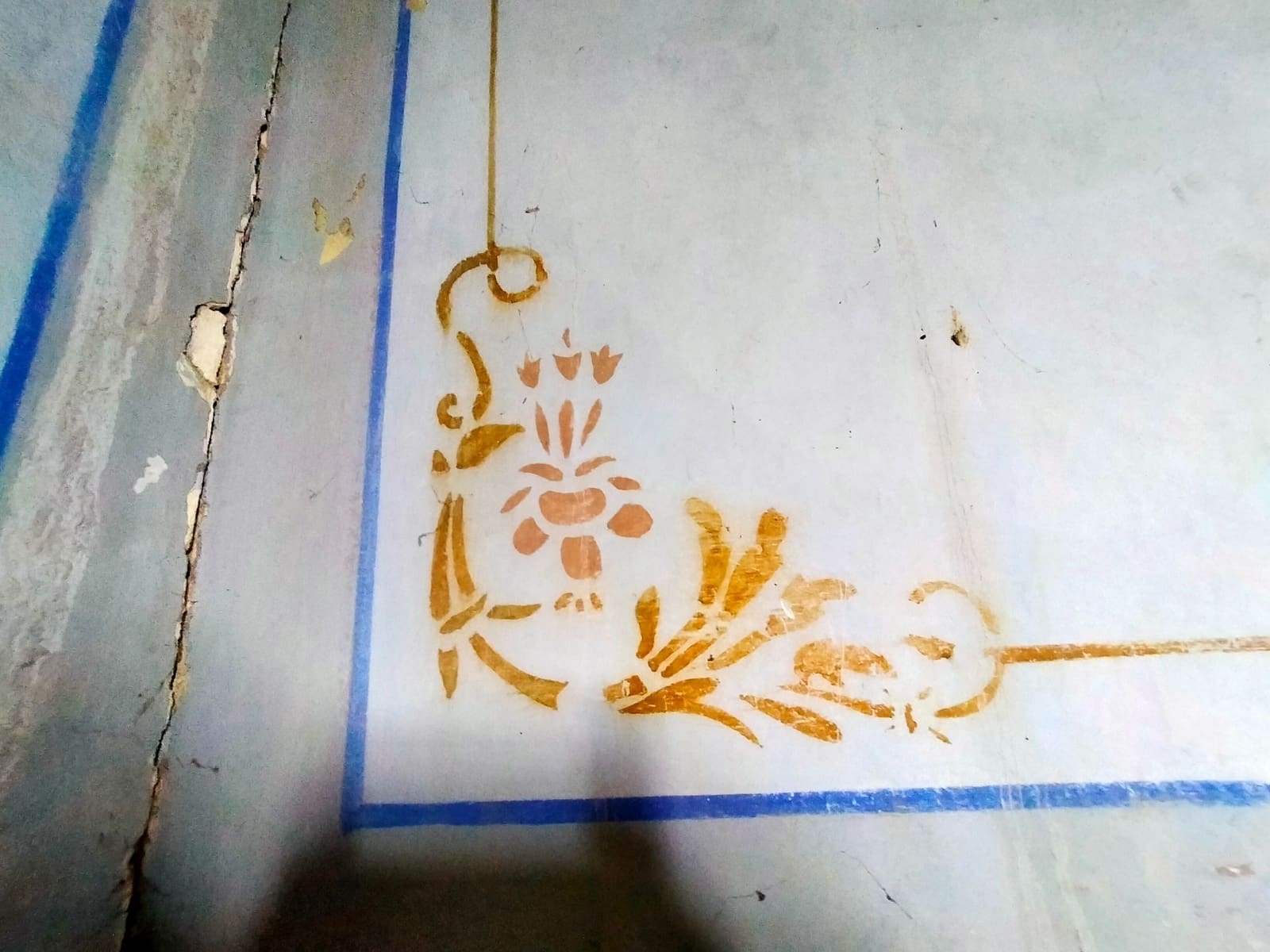 5 slaapkamer Finca/Landhuis te koop in Pravia met garage - € 135.000 (Ref: 8480603)