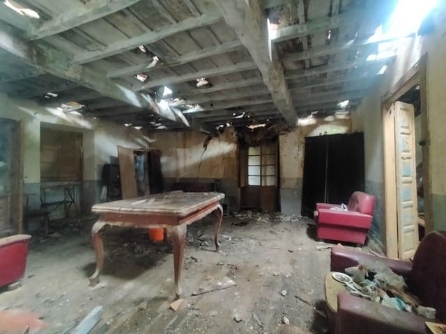 2 bedroom Townhouse for sale in Cudillero - € 120,000 (Ref: 8499921)