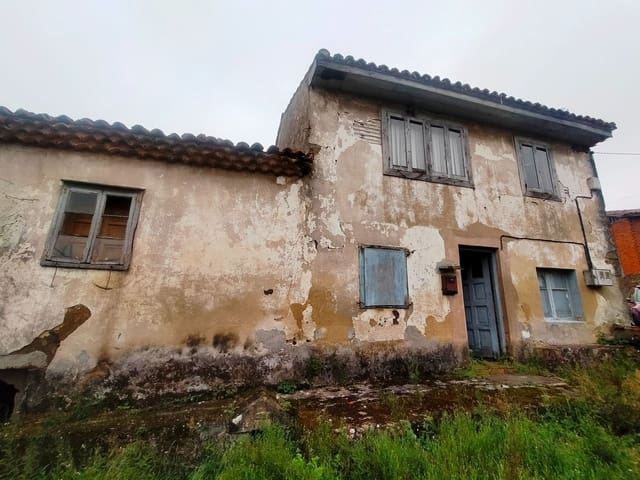 2 bedroom Townhouse for sale in Cudillero - € 120,000 (Ref: 8499921)