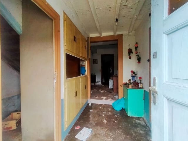 2 bedroom Townhouse for sale in Cudillero - € 120,000 (Ref: 8499921)