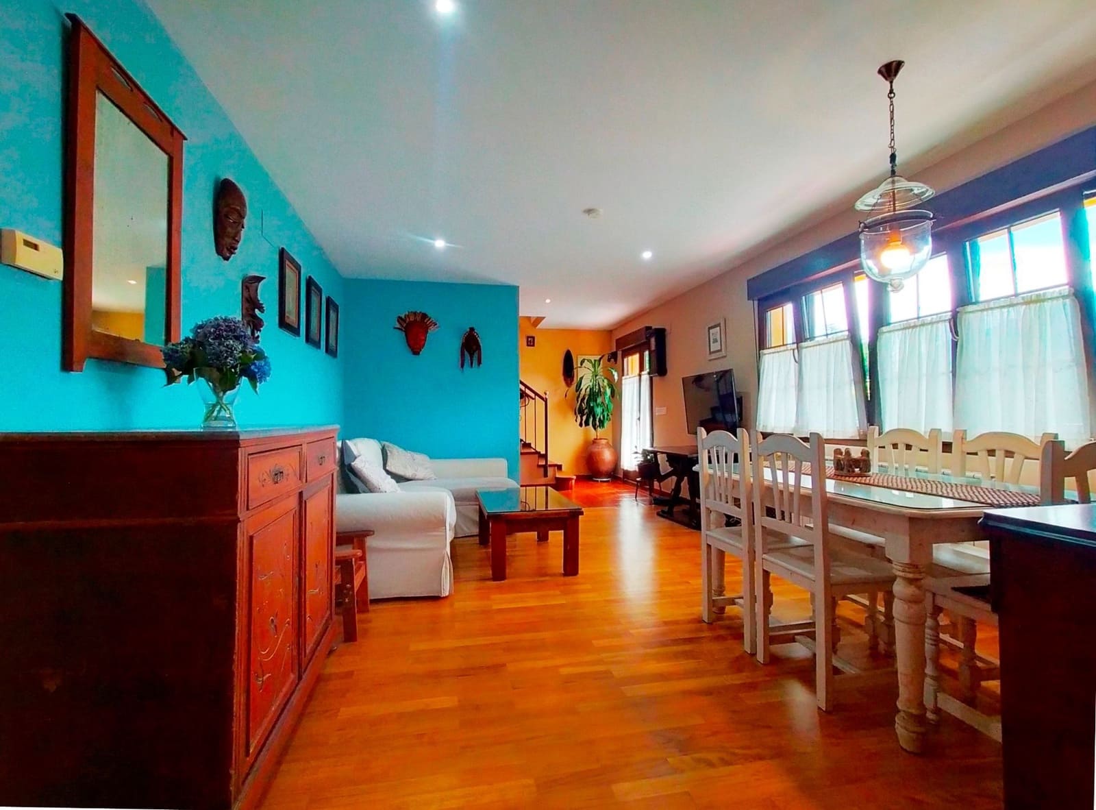 7 soveværelse Villa til salg i Cudillero med garage - € 550.000 (Ref: 8564520)