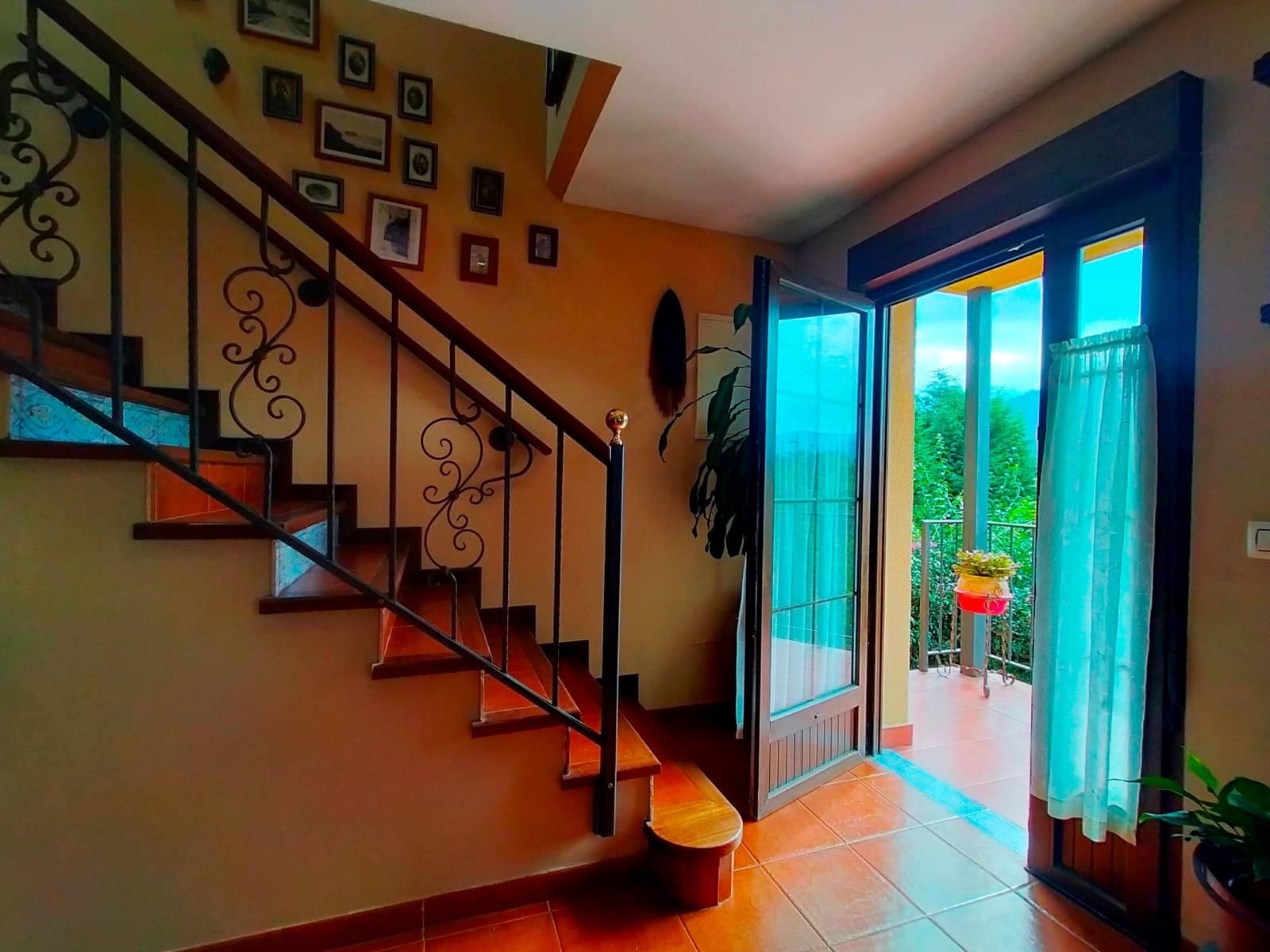 7 soveværelse Villa til salg i Cudillero med garage - € 550.000 (Ref: 8564520)