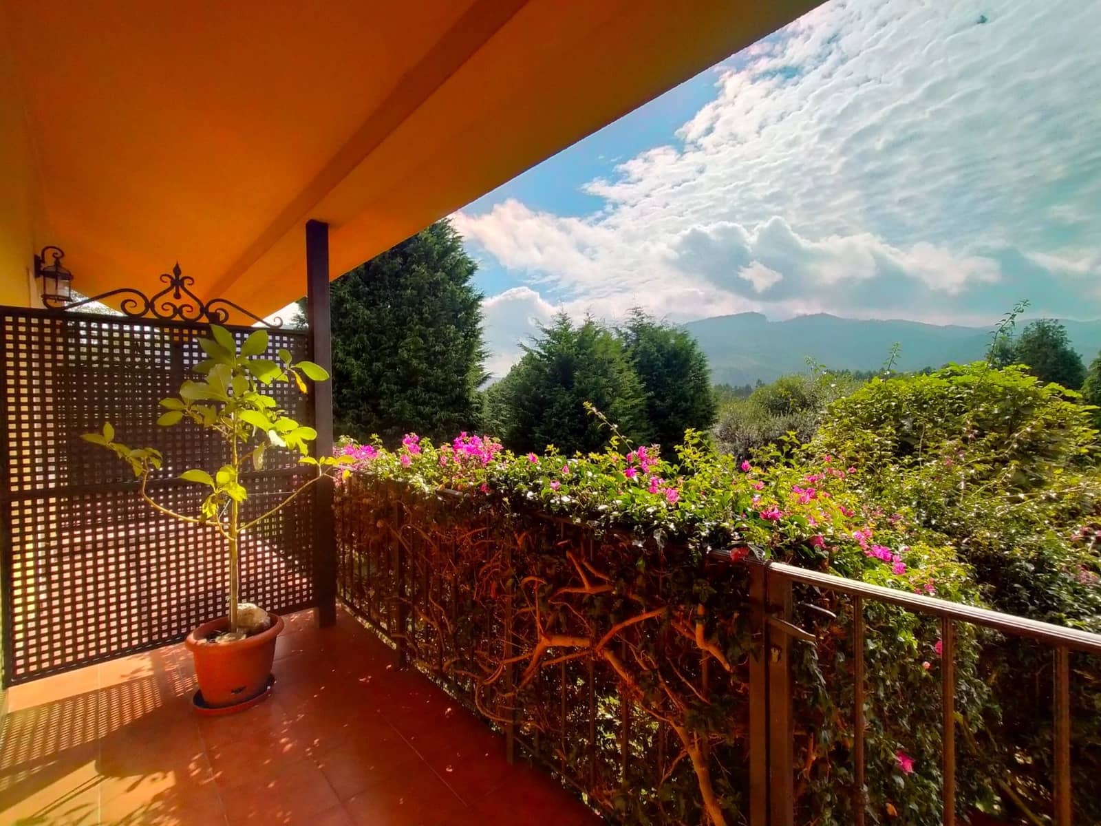 7 soveværelse Villa til salg i Cudillero med garage - € 550.000 (Ref: 8564520)