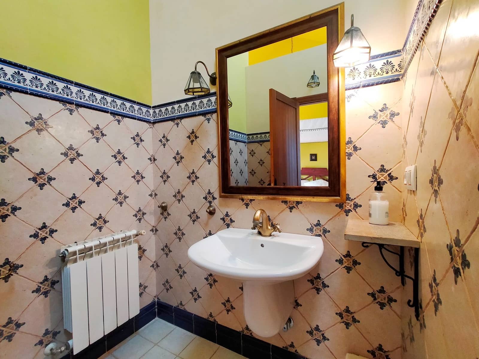 7 soveværelse Villa til salg i Cudillero med garage - € 550.000 (Ref: 8564520)