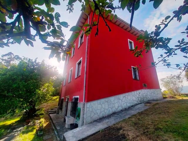 6 soveværelse Villa til salg i Pravia med garage - € 245.000 (Ref: 8567829)