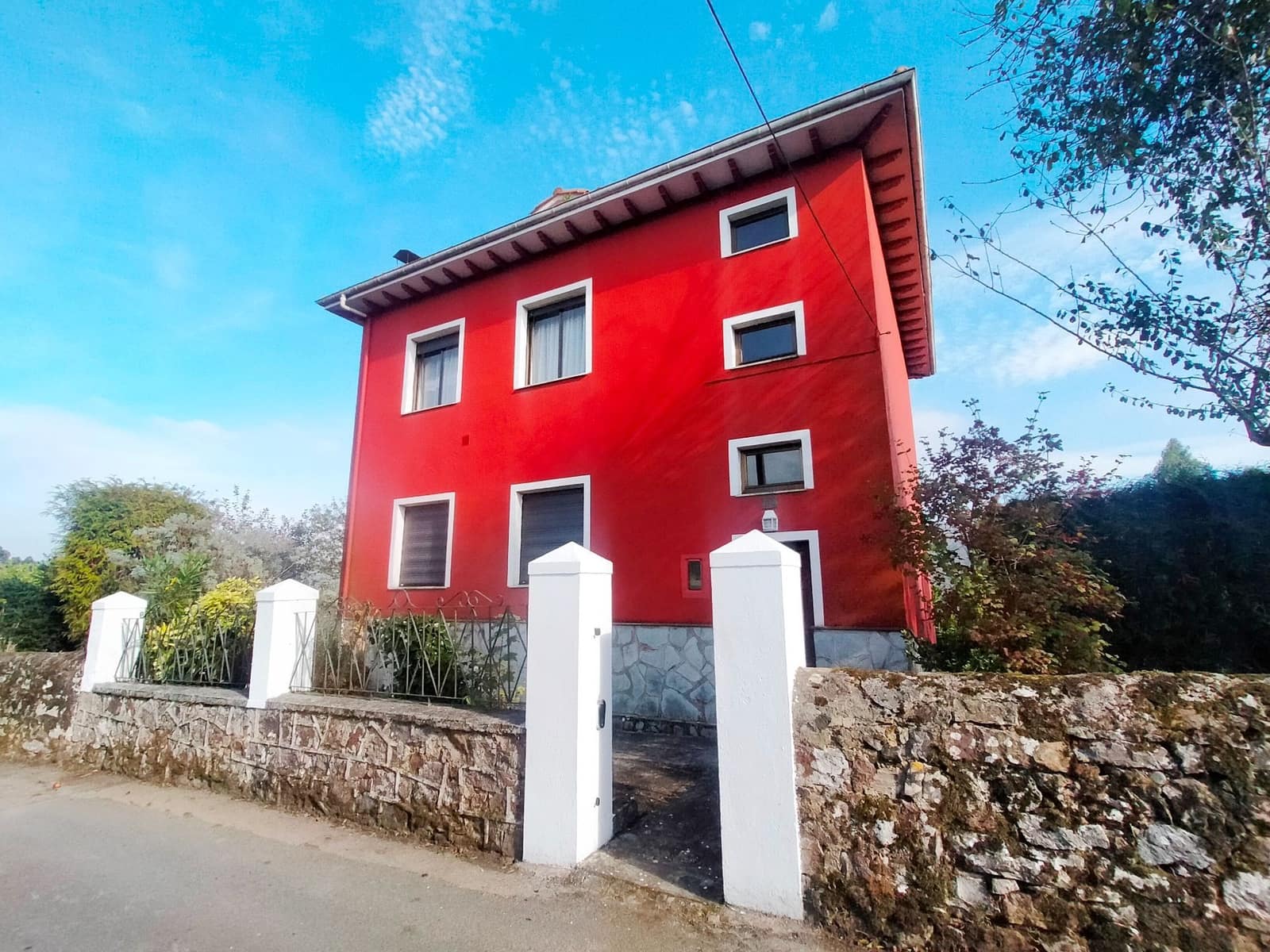 6 soveværelse Villa til salg i Pravia med garage - € 245.000 (Ref: 8567829)