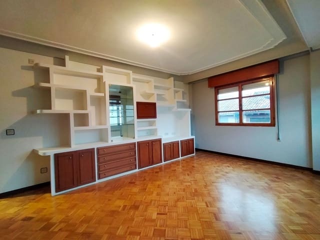3 chambre Appartement à vendre à San Juan de la Arena, Soto del Barco avec garage - 145 000 € (Ref: 8679493)