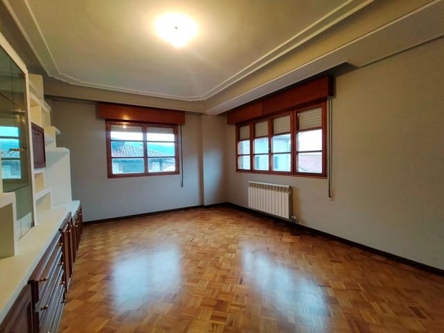 3 chambre Appartement à vendre à San Juan de la Arena, Soto del Barco avec garage - 145 000 € (Ref: 8679493)