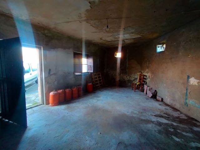 4 quarto Casa em Banda para venda em Pravia com garagem - 70 000 € (Ref: 8869201)