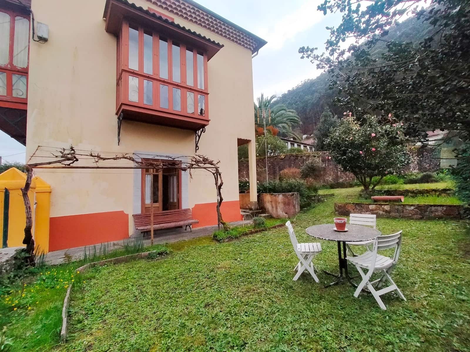 5 soveværelse Villa til salg i Pravia med garage - € 290.000 (Ref: 8874102)