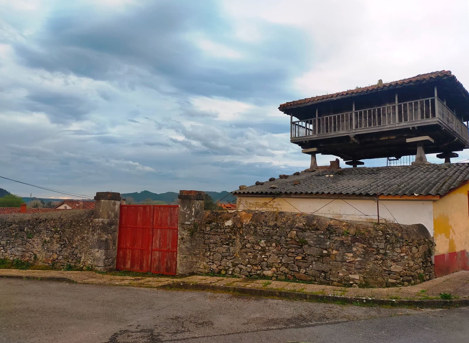 5 soveværelse Villa til salg i Pravia med garage - € 290.000 (Ref: 8874102)