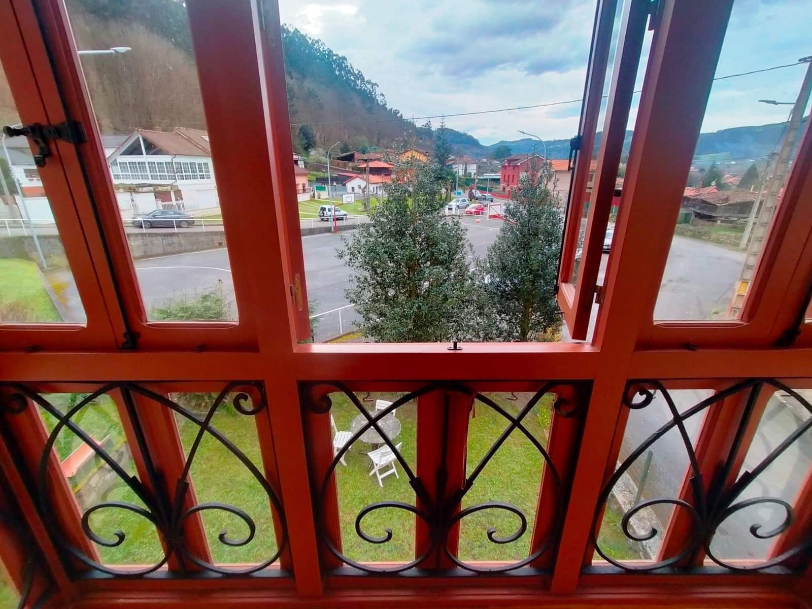 5 soveværelse Villa til salg i Pravia med garage - € 290.000 (Ref: 8874102)