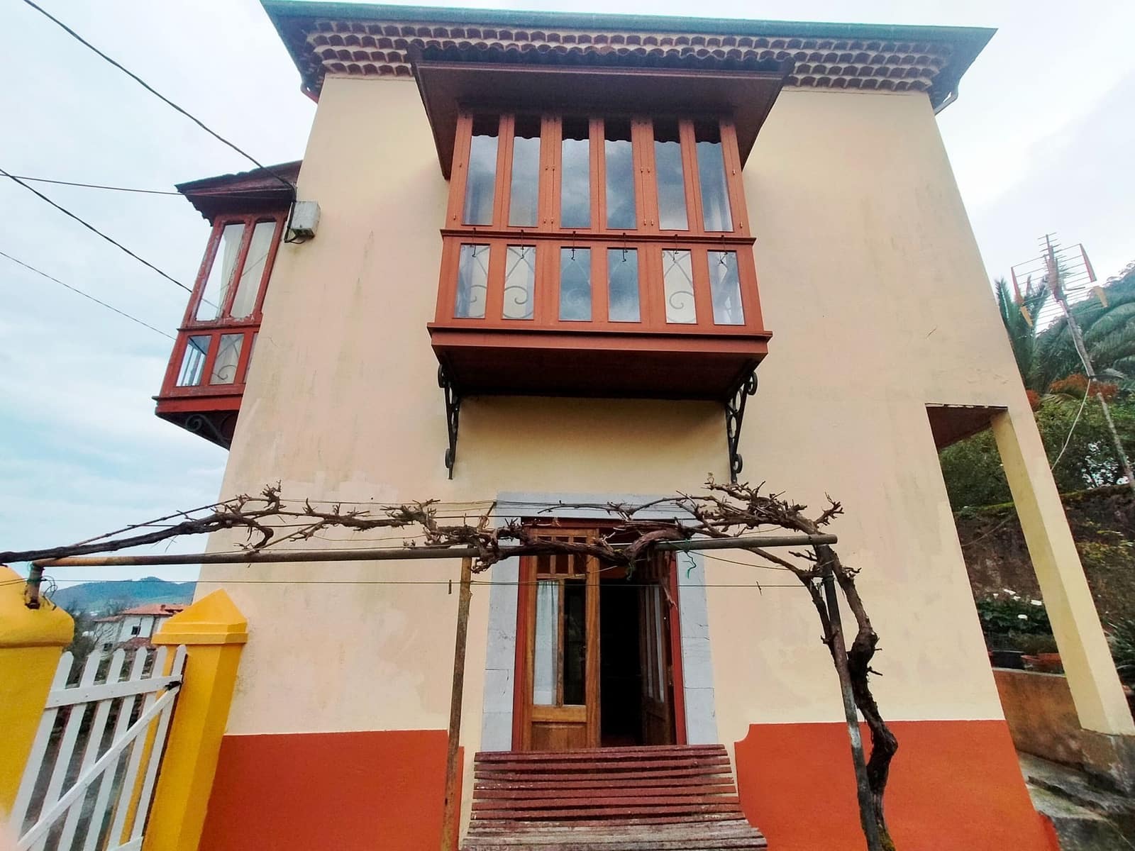 5 soveværelse Villa til salg i Pravia med garage - € 290.000 (Ref: 8874102)