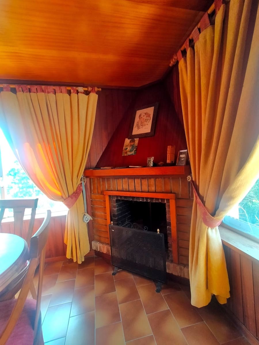 8 soveværelse Villa til salg i Pravia med garage - € 325.000 (Ref: 8887527)