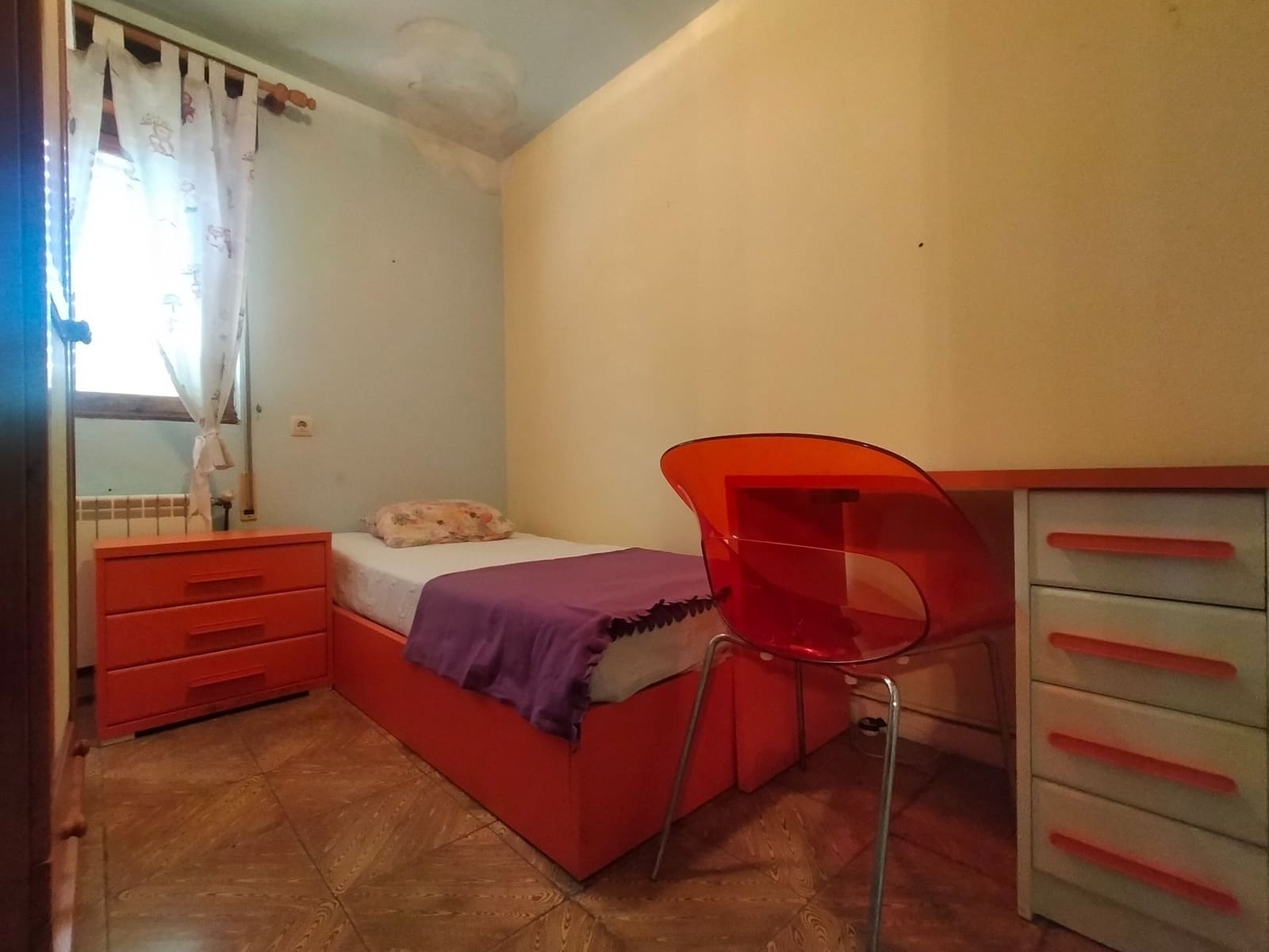 8 soveværelse Villa til salg i Pravia med garage - € 325.000 (Ref: 8887527)